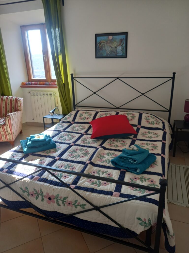 camera da letto ulivo-1 camera da letto camera da letto, albergo, agriturismoospitalità, soggiorno